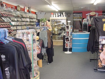 store-picture-fan-shop