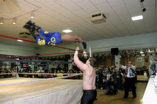 A.J. Williams  pulls out all stops to keep his championship-Photo Credit Michael VanHoogstraat