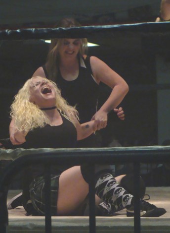 Alexis Lightfoot takes it to Stacey O’Brien (Photo Kari Williams)