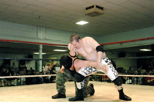 Blade and Waco test each other in the middle of the ring (Photo Credit Mike Van Hoogstraat)