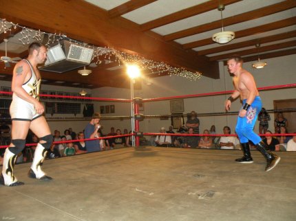 LWA Wyatt vs KC, Kahagas vs Mark Sterling 091