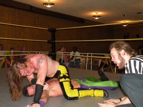 The refs face says it all in this hard hitting matchup. (Photo credit Brian “Flair” Kelley)