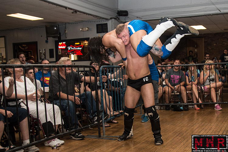 MMWAJUNE201 LIGHTROOM-4